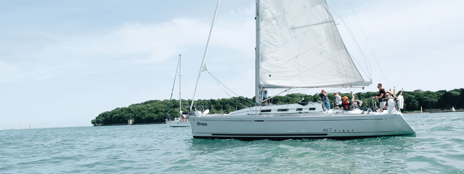 sailing yacht hire portsmouth